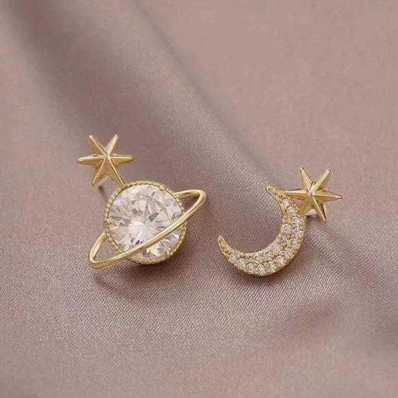 chichigems Jewelry - Ethereal Gold Saturn Planet & Crescent Moon & Star Rhinestone Drop Earrings NEW